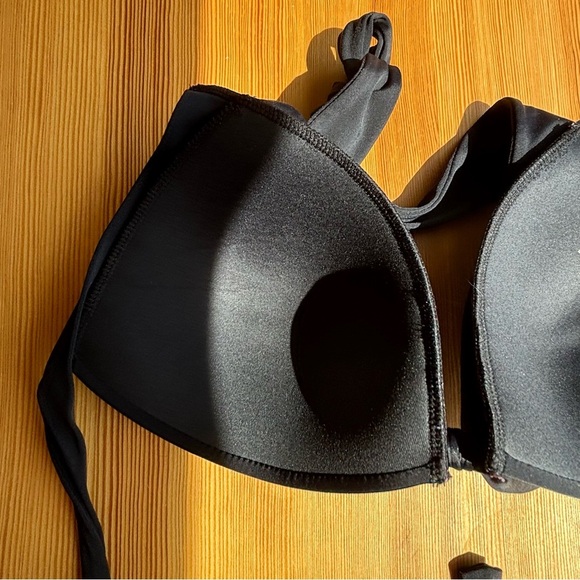 Cocoship XXL black solid cup retro wide string bikini top - Picture 4 of 8